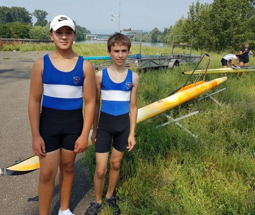 Joel Henny und Noah Heinzel (v.l.)