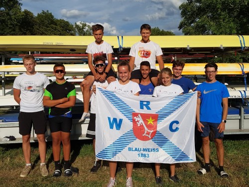 Gruppenfoto bei der Südwestdeutschen (Foto S.Teigland)