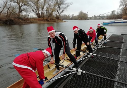 Nikoläuse rudern (Foto: Uschi Renner)